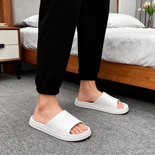 Bedroom slippers